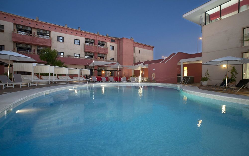 Leo Deluxe (adults Only)