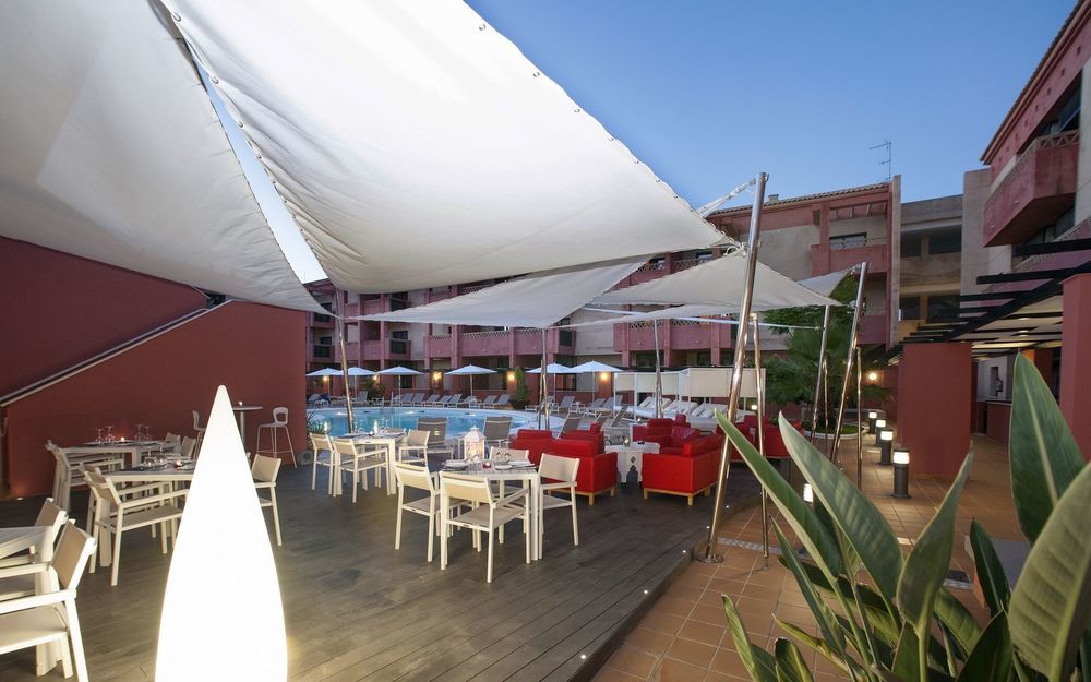 Leo Deluxe (adults Only) *