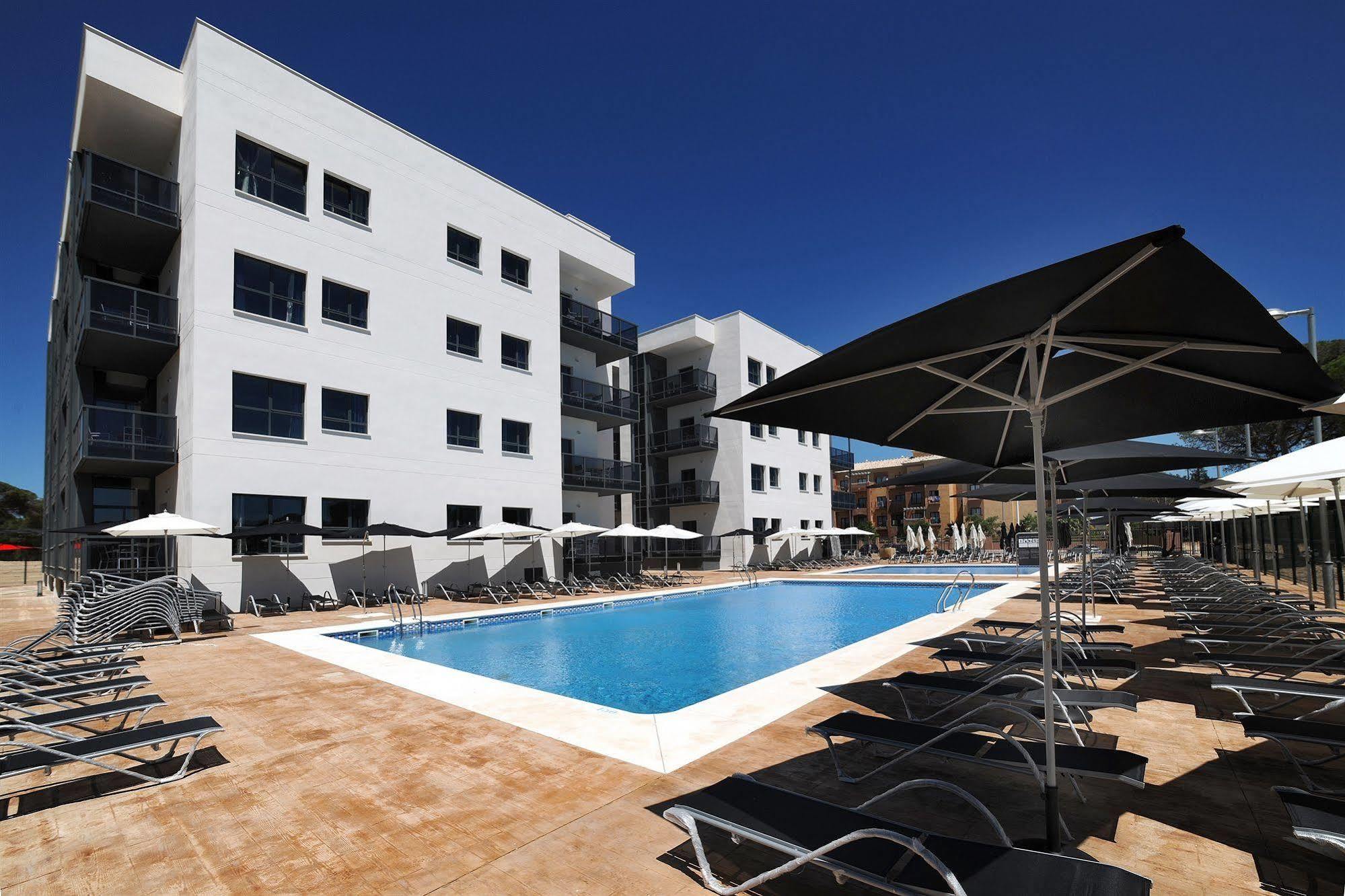 Leo Deluxe (adults Only)